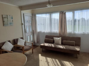 Simply Chalets 1 -5 minute walk to 2 beach, super base for Great Yarmouth and Norfolk Broads